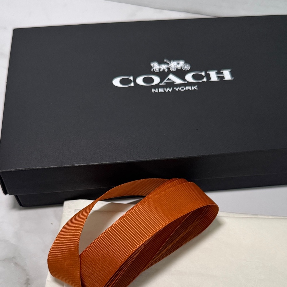 Authentic Coach Gift Box with Ribbon & Tissue Paper - Picture 11 of 13